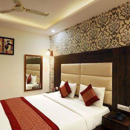 ניו דלהי Hotel Qualia Suites At Delhi Airport מראה חיצוני תמונה