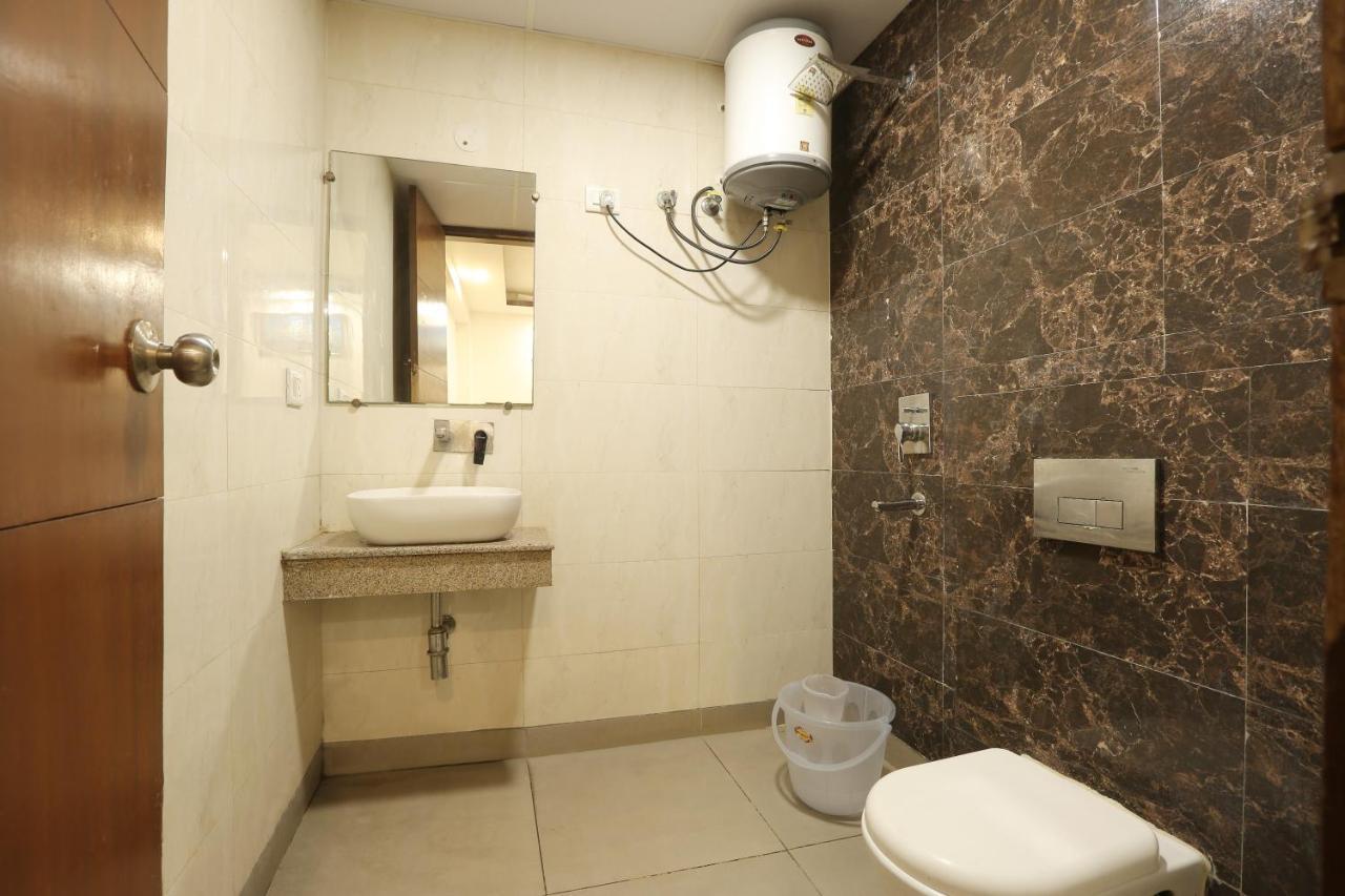 ניו דלהי Hotel Qualia Suites At Delhi Airport מראה חיצוני תמונה