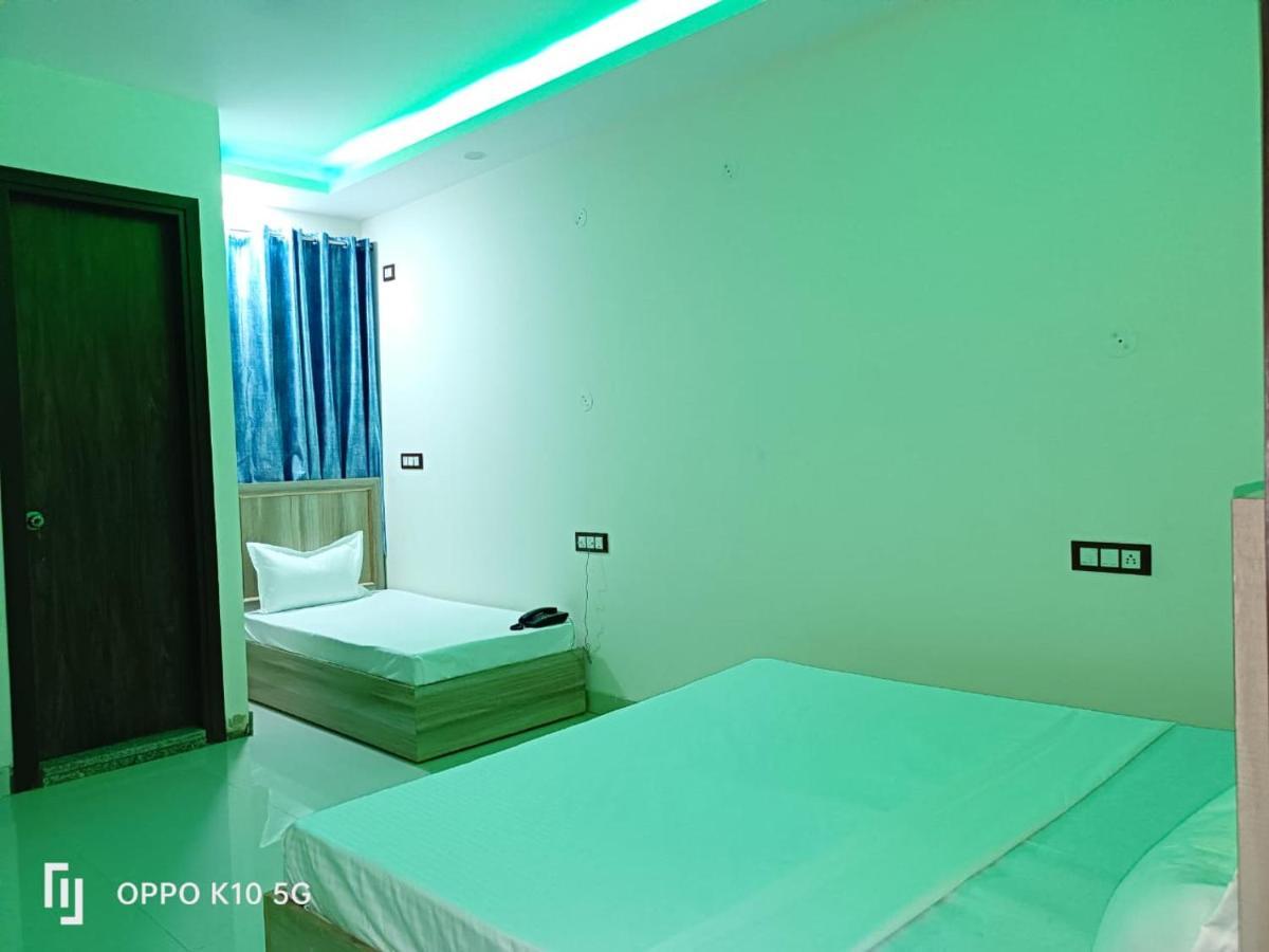 ניו דלהי Hotel Qualia Suites At Delhi Airport מראה חיצוני תמונה