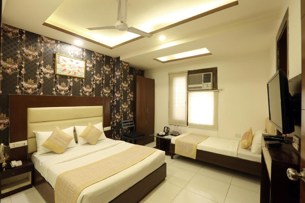 ניו דלהי Hotel Qualia Suites At Delhi Airport מראה חיצוני תמונה